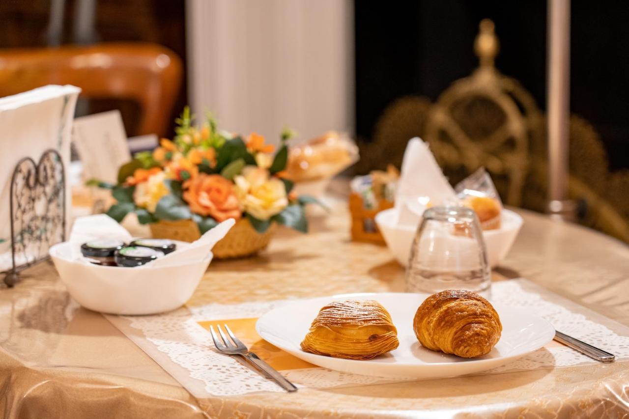 Real Borbone Bed & Breakfast Касерта Екстериор снимка