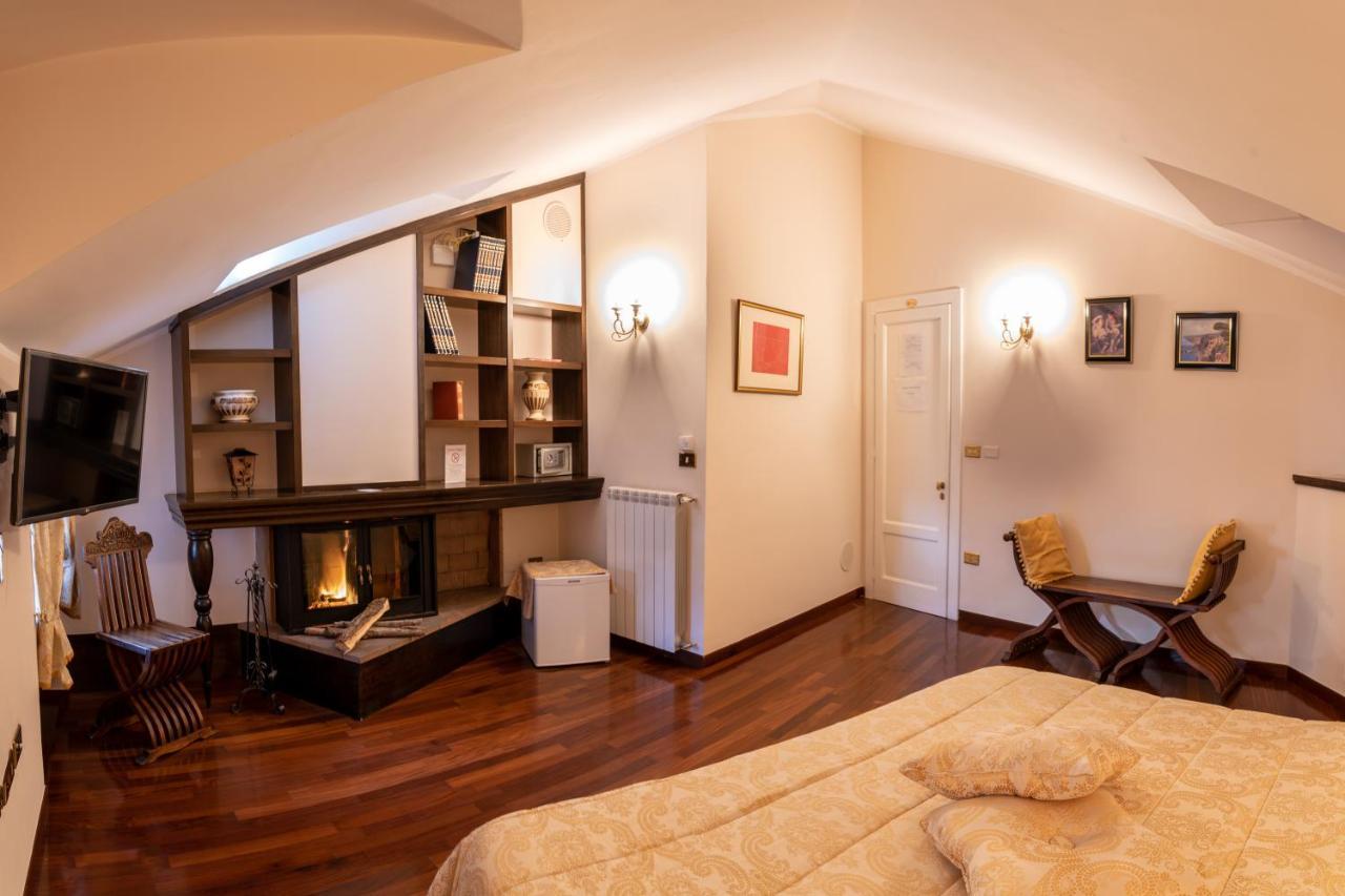 Real Borbone Bed & Breakfast Касерта Екстериор снимка