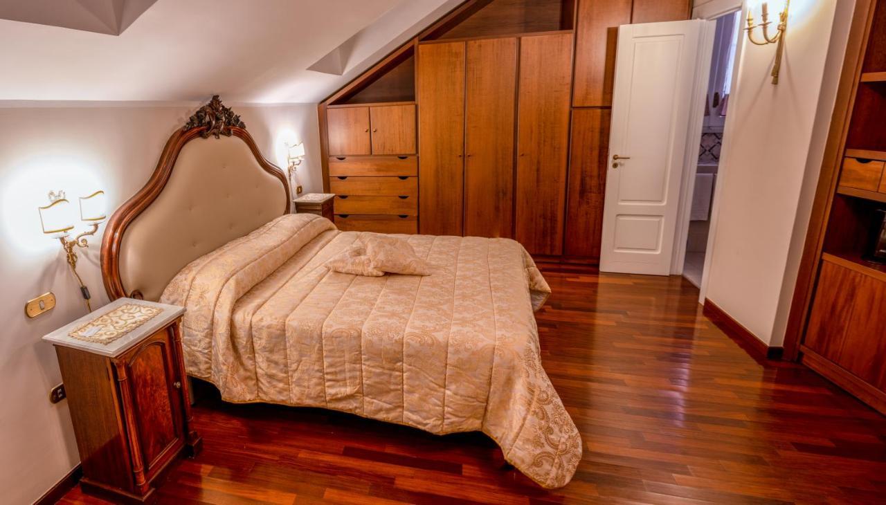 Real Borbone Bed & Breakfast Касерта Екстериор снимка